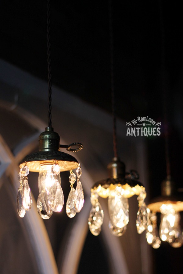 真鍮製フレームティアドロッププリズム１灯ミニシャンデリアA/アンティーク照明ペンダントランプ